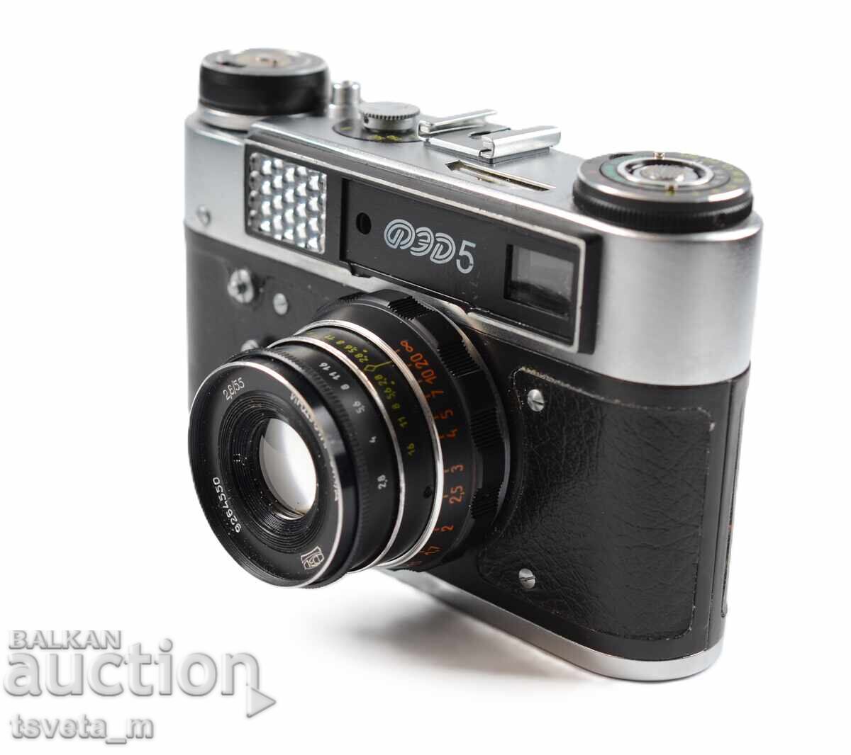 Licitație Aparat foto FED 5 URSS + Obiectiv Industar 61 2,8 / 55 Licitație Aparat foto FED 5 URSS + Obiectiv Industar 61 2,8 / 55