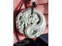 БЗЦ! 270 к-тa масивен естествен нефрит дракон от 1ст!