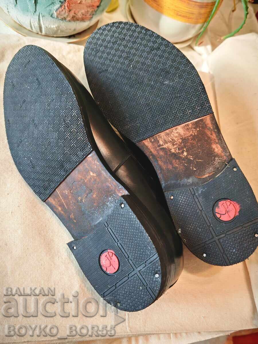 Auction  New Spanish Men's Shoes Genuine Leather and Leather Sole Size 44