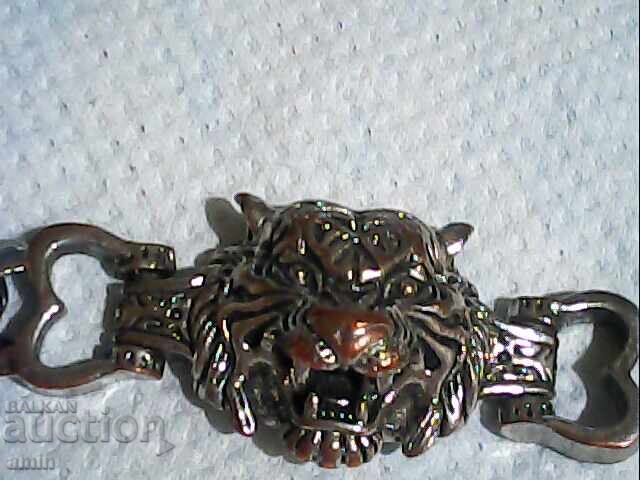 Аукцион красива мошка гривна