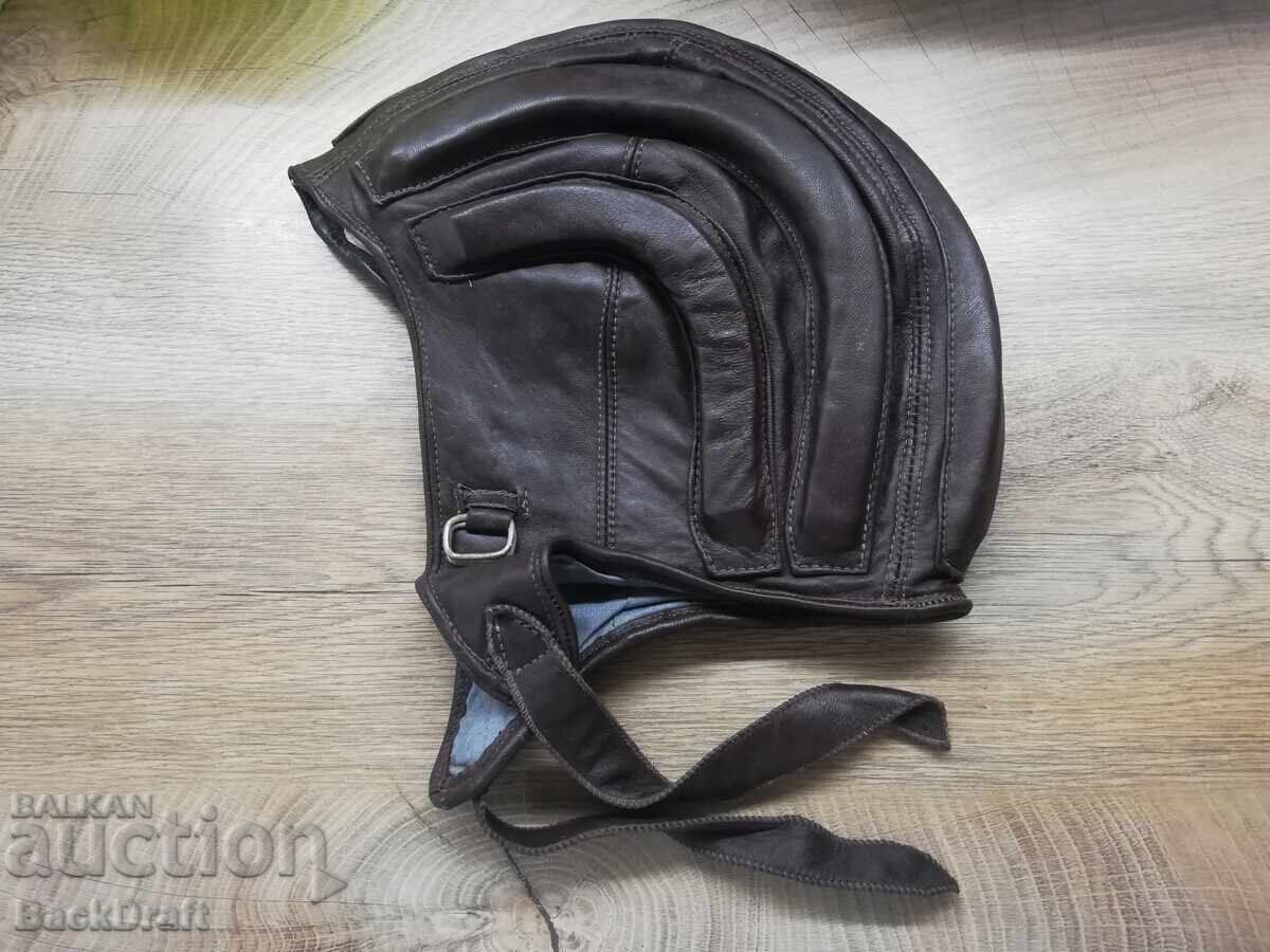 Σοβιετικό Δερμάτινο Καλοκαιρινό Παρασούτ Μπόνε, Κράνος Μέγεθος 59-60 Σοβιετικό Δερμάτινο Καλοκαιρινό Παρασούτ Μπόνε, Κράνος Μέγεθος 59-60