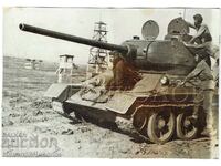FOTOGRAFIE VECHE TANC TANCHIȘTI LA EXERCIȚIU J256