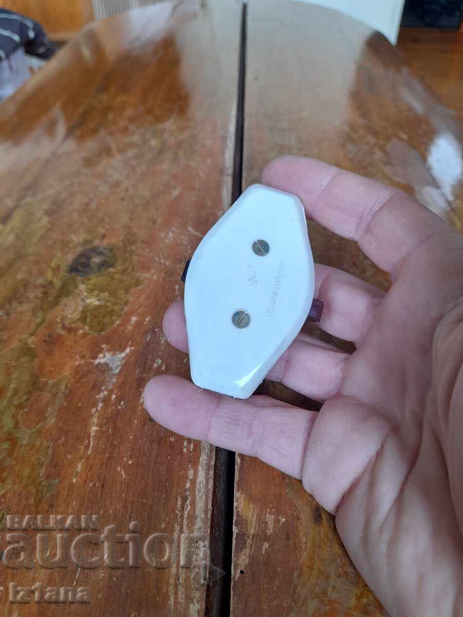 Παλιό τεμπέλικο κλειδί με τιμή € 8.00 | 15.65 BGN