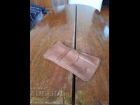 Hârtie de ochelari și stilou vechi BGA Balcani