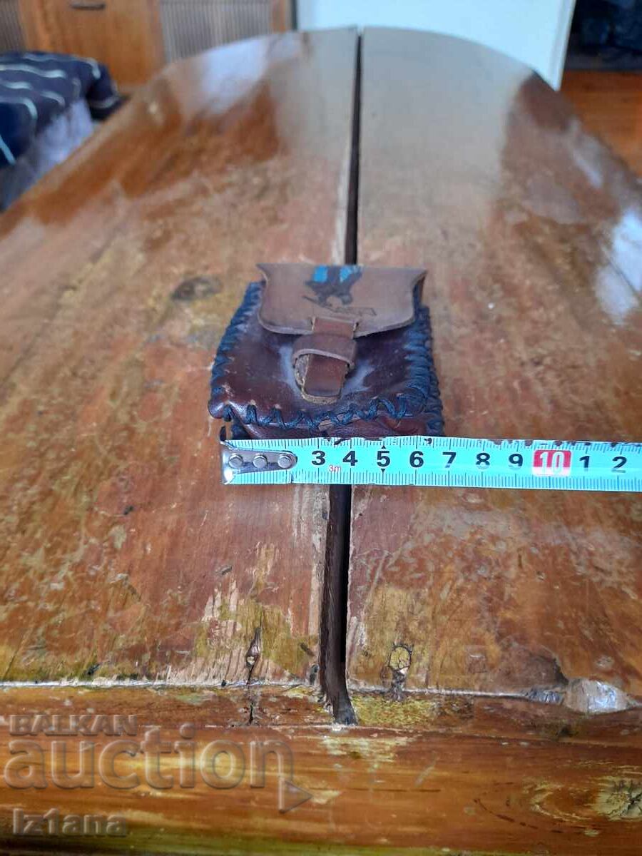 Geantă veche de piele, tabacheră pentru curea - 7