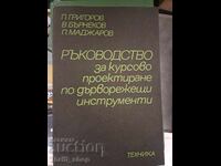 Ghid pentru proiectarea de cursuri cu instrumente de tăiere a lemnului
