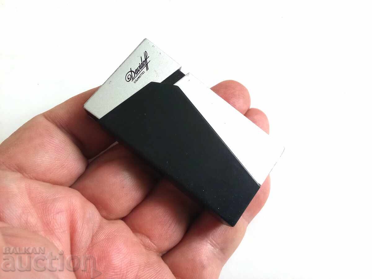 Δημοπρασία Μεταλλικός αναπτήρας μάρκας Davidoff