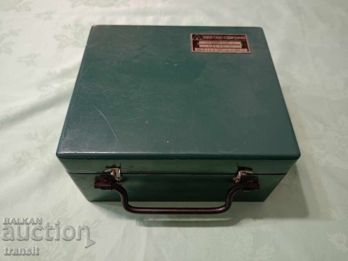 Εργαστηριακές ζυγαριές, μέτρα