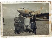 FOTOGRAFIE VECHE MICĂ BURGAS AEROPORT AVION AEROFLOT J280