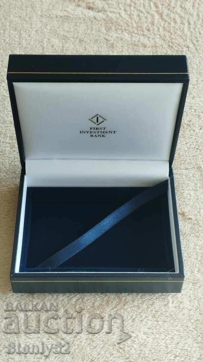 Κουτί αποθήκευσης χρυσών, ασημένιων ράβδων, νομισμάτων