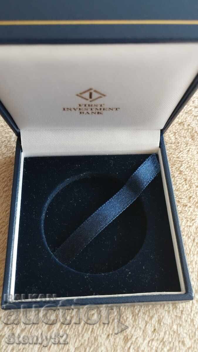 Θήκη αποθήκευσης χρυσών, ασημένιων νομισμάτων φ 38 χιλ με τιμή € 3.00 | 5.87 BGN