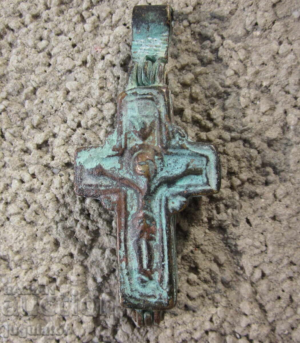 Доставка на стар Български Възрожденски бронзов кръст
