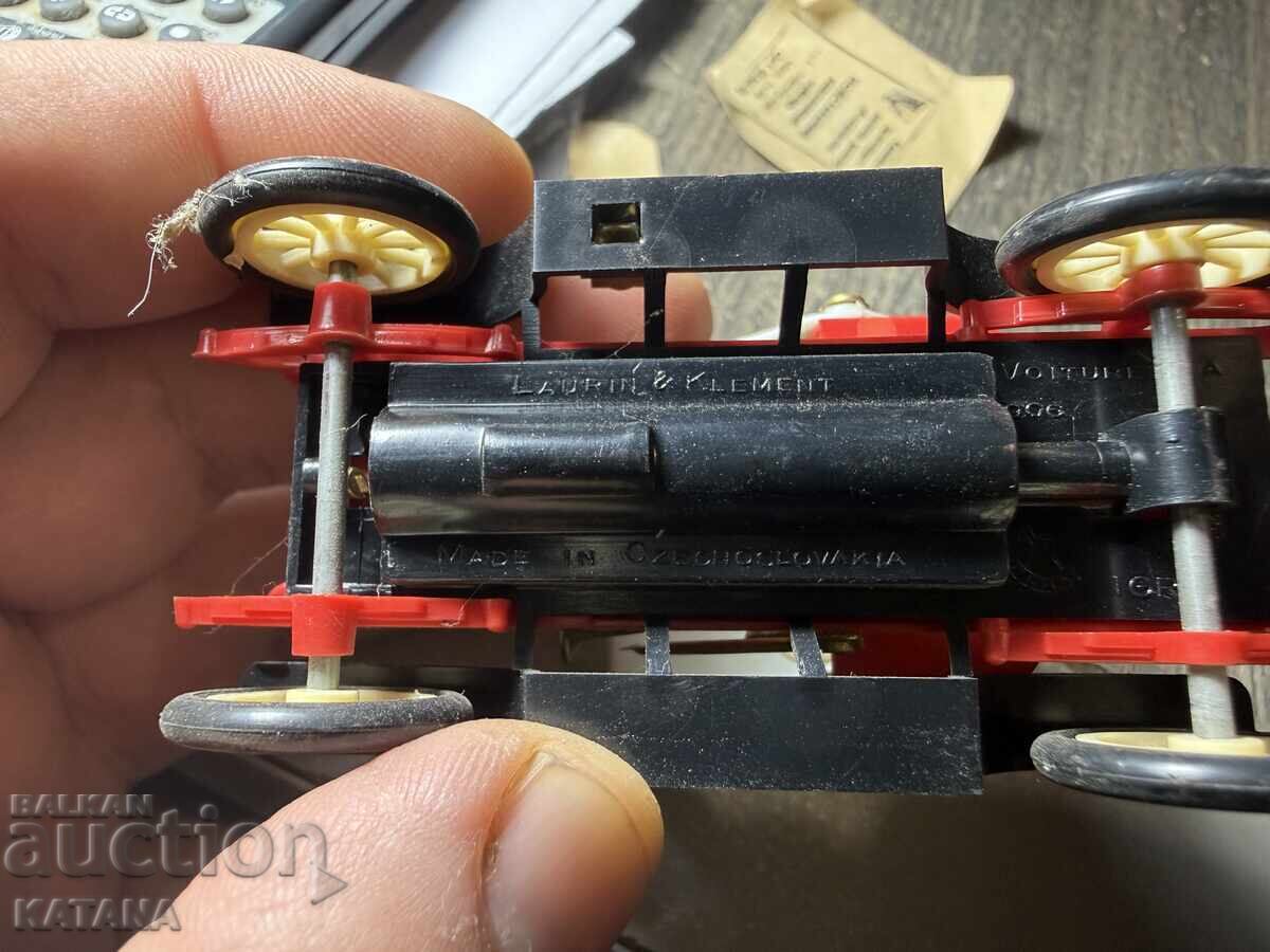 Cărucior pentru copii, jucărie Laurin & Klement Voituretta din 1906 - 5