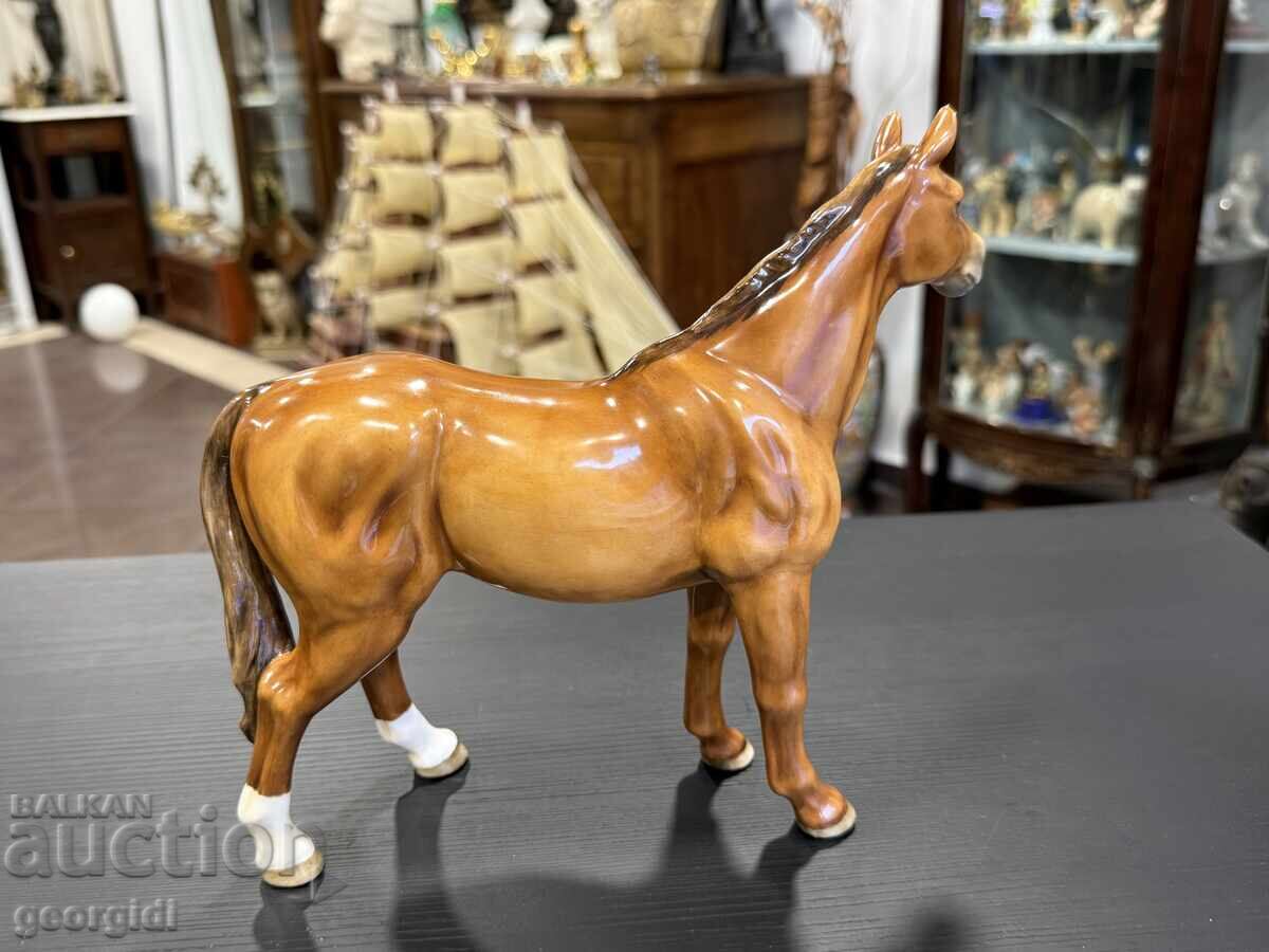 Стар порцеланова фигура на кон от Max Roesler. №7900 - 7