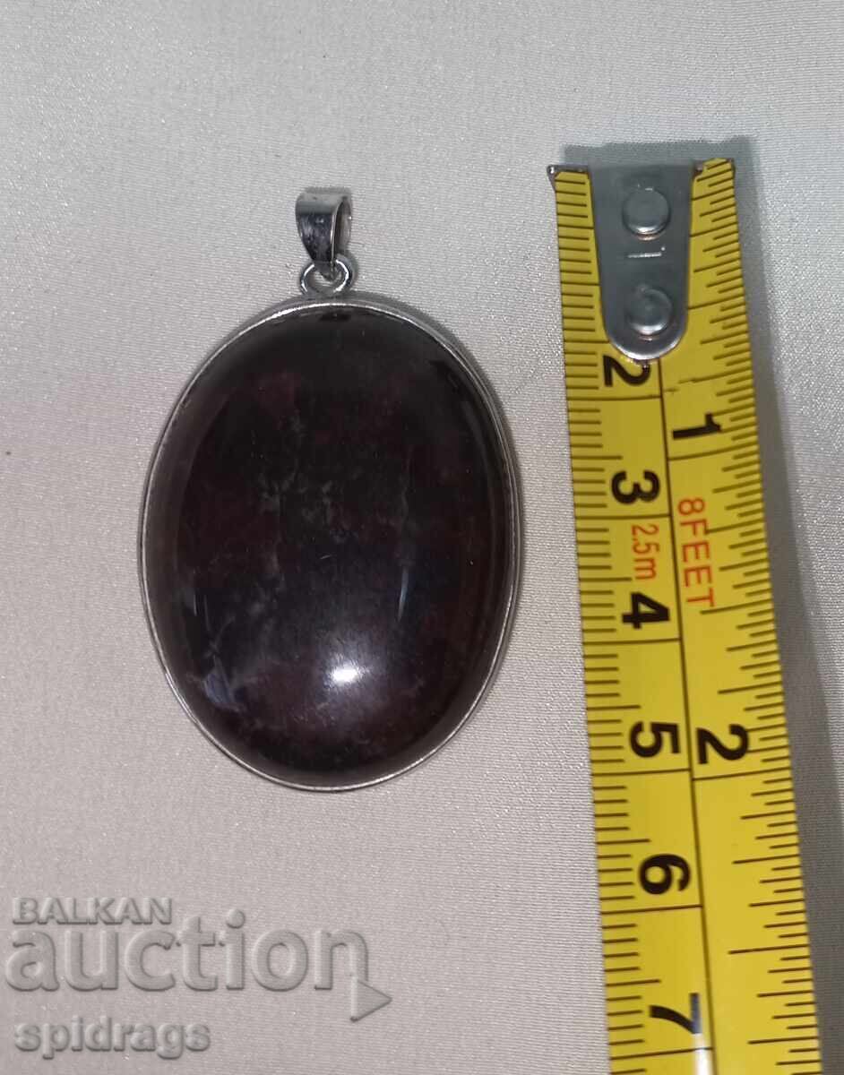 Silver pendant with genuine, natural strawberry quartz Silver pendant with genuine, natural strawberry quartz
