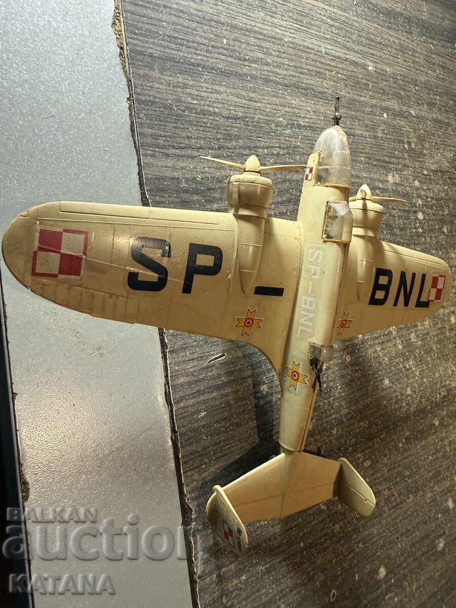 Model de avion, jucărie SP - BNL cu preț € 20.00 | 39.12 BGN