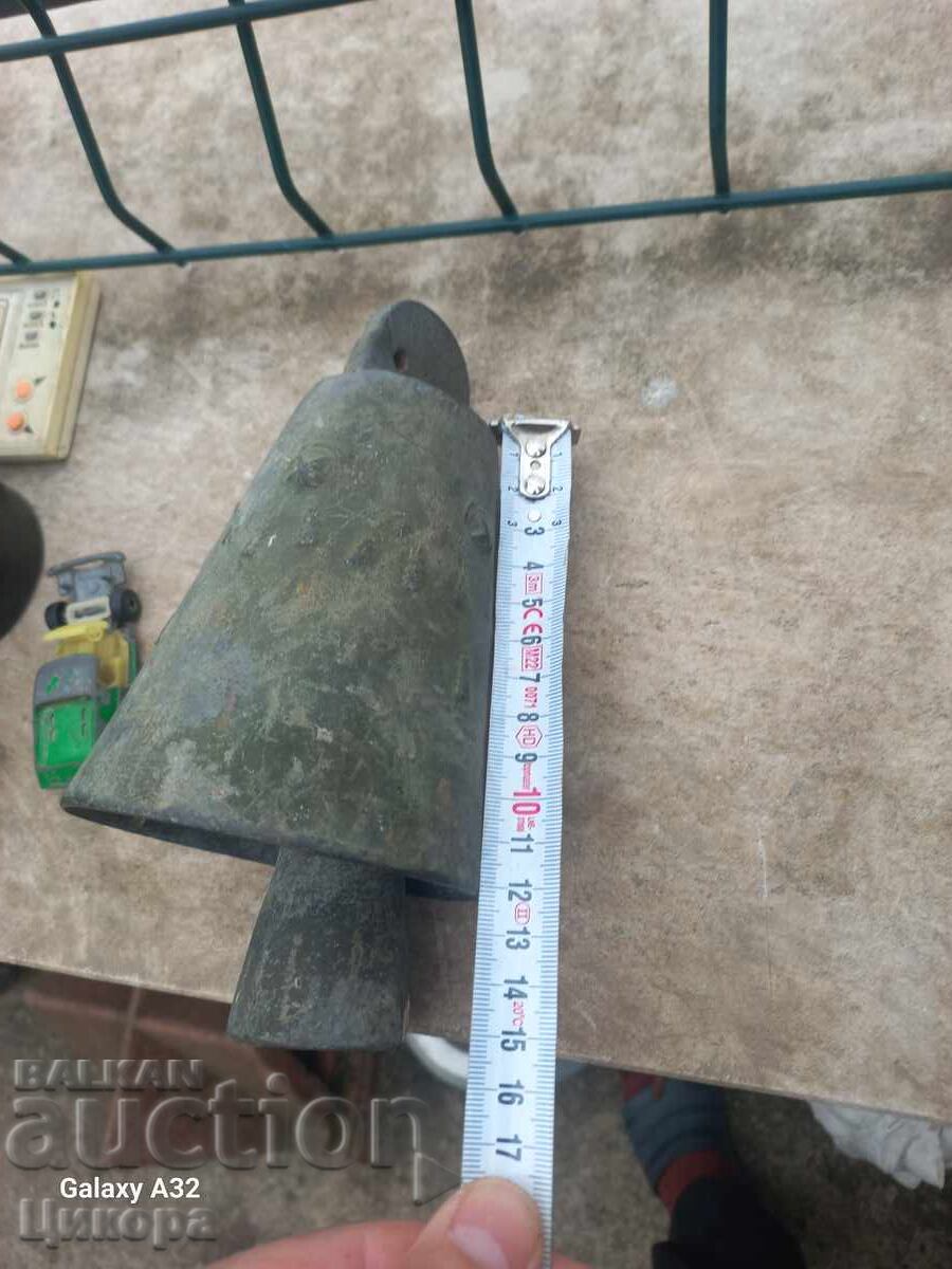 MARE CLOPOT DE EPOCĂ, CLOPOT DE TÂRG, TUMBELEK, HLOAPĂ cu preț € 500.00 | 977.92 BGN
