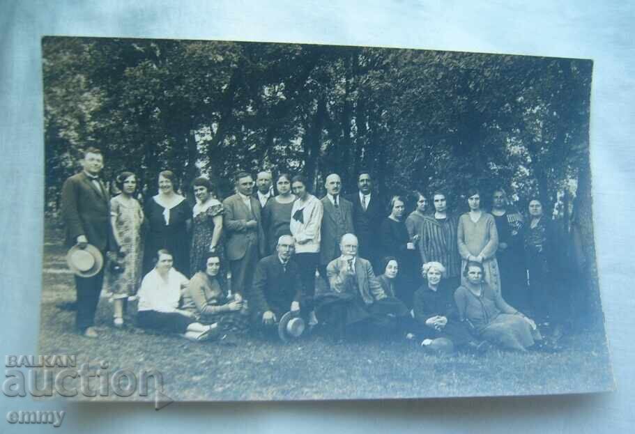 Fotografie veche - familie, sărbătoare cu preț € 1.30 | 2.54 BGN