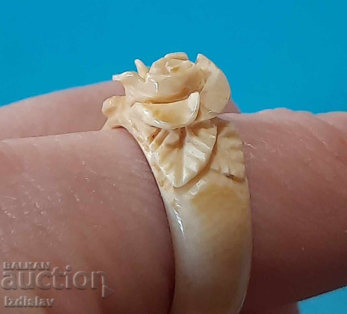 Inel din os cu motive florale - 6 Inel din os cu motive florale - 6