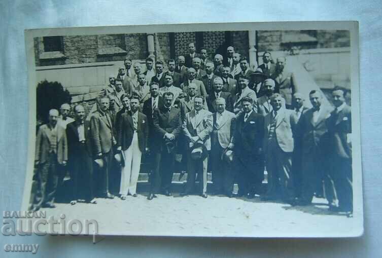 Fotografie veche - mulți bărbați, eveniment, sărbătoare