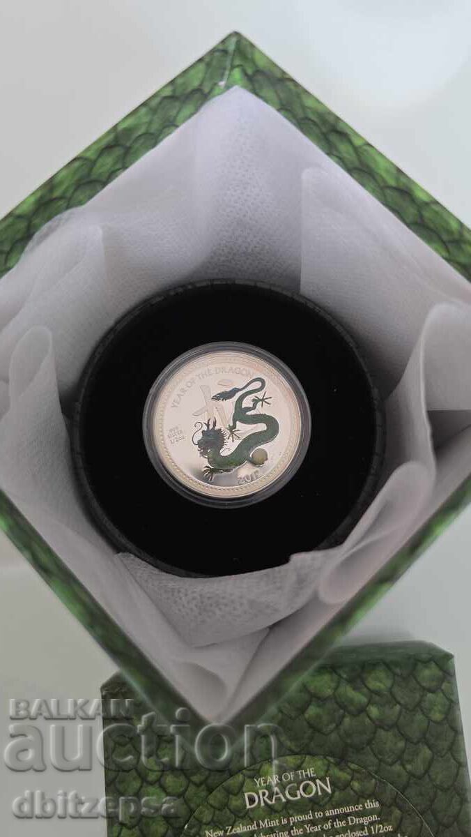 Livrarea Monedă de colecție din argint „Anul Dragonului” – 1/2 oz