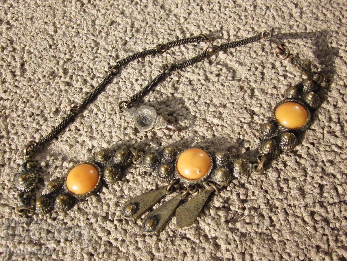 Δημοπρασία Bŭlgarsko folκλορικό κόσμημα για λαϊκή φορεσιά από σύνολο Δημοπρασία Bŭlgarsko folκλορικό κόσμημα για λαϊκή φορεσιά από σύνολο