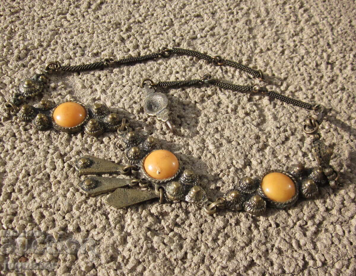 Παράδοση Bŭlgarsko folκλορικό κόσμημα για λαϊκή φορεσιά από σύνολο Παράδοση Bŭlgarsko folκλορικό κόσμημα για λαϊκή φορεσιά από σύνολο