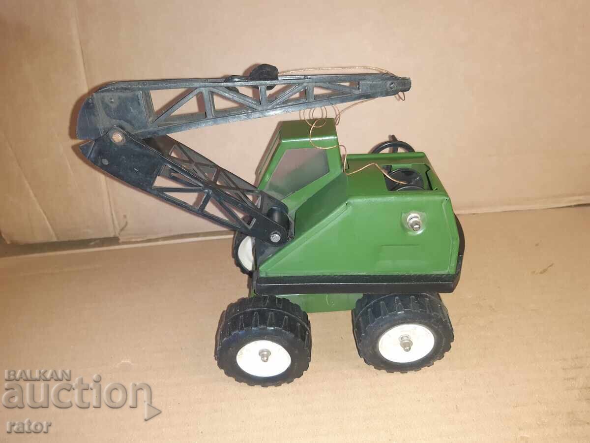 Livrarea Jucărie veche MACARA - MIR Razgrad Livrarea Jucărie veche MACARA - MIR Razgrad