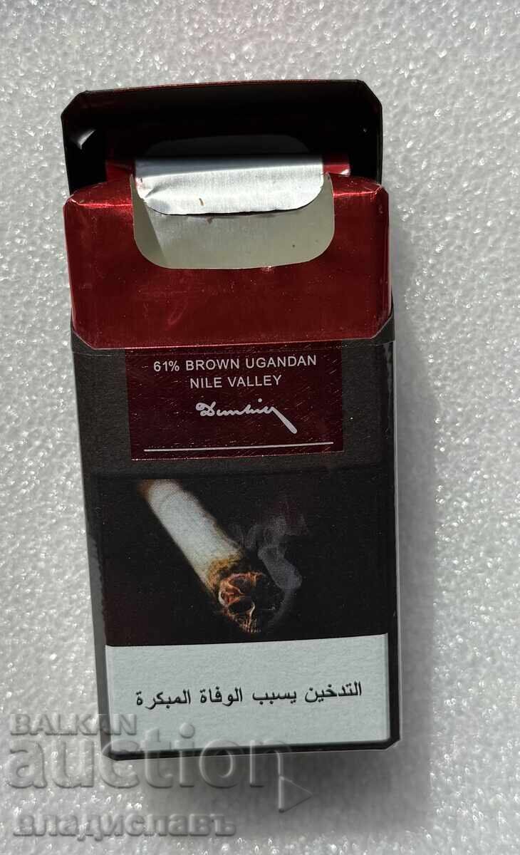 Licitație prazna kutia tsigari “DYNHIL”