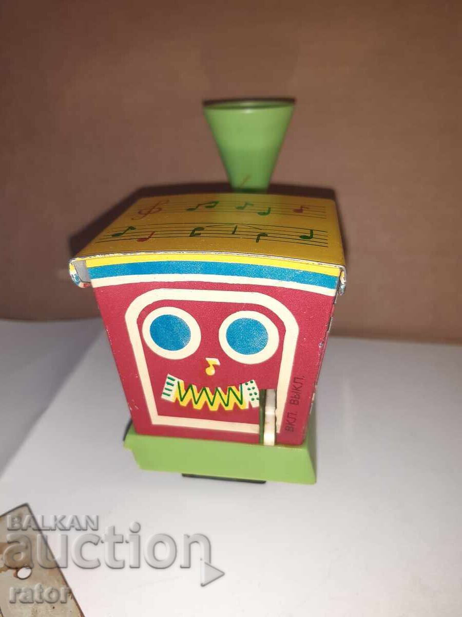 Jucărie mecanică veche TREN MUZICAL cu șine URSS - 5 Jucărie mecanică veche TREN MUZICAL cu șine URSS - 5