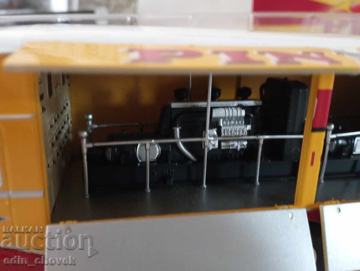 Livrarea 1/43 DéAgostini/IXO mașinuță metalică de colecție circ