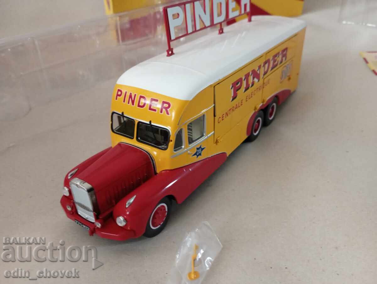 1/43 DéAgostini/IXO mașinuță metalică de colecție circ