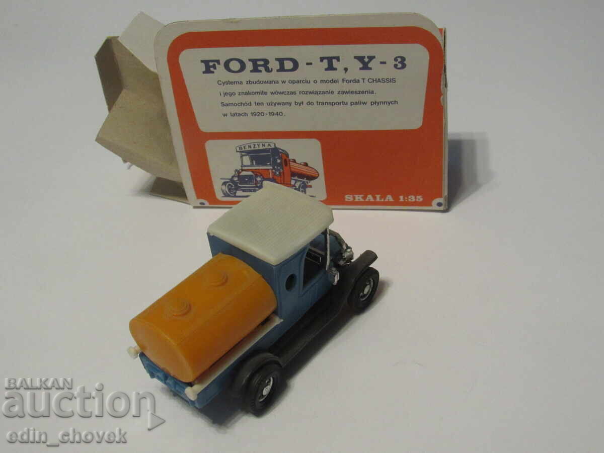 Licitație 1/35 Matchbox Polonia Ford Cysterna T 1912 Y-3 cărucior social