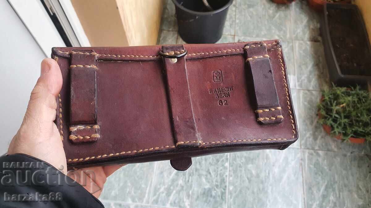 Livrarea Veche traistă militară Geantă din piele