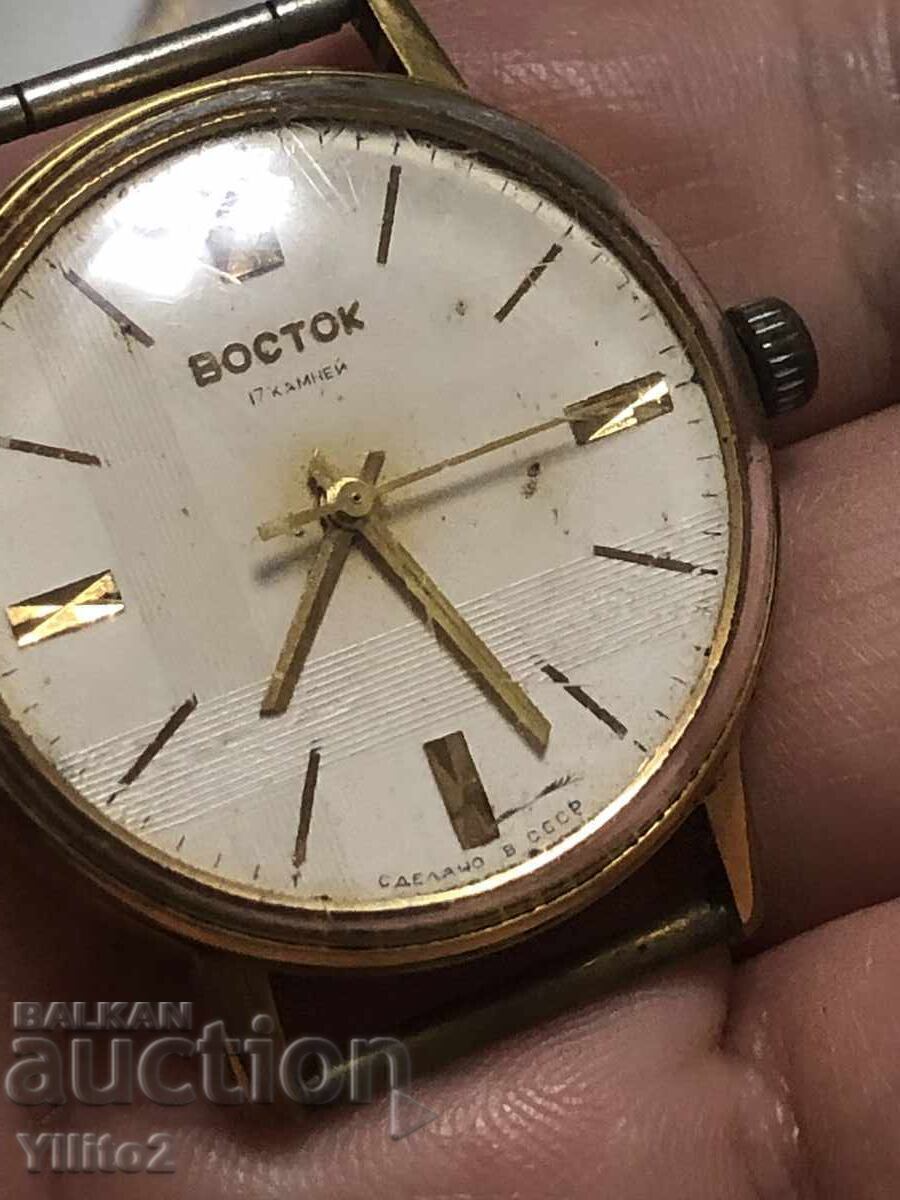 Аукцион Часовник Восток Au20