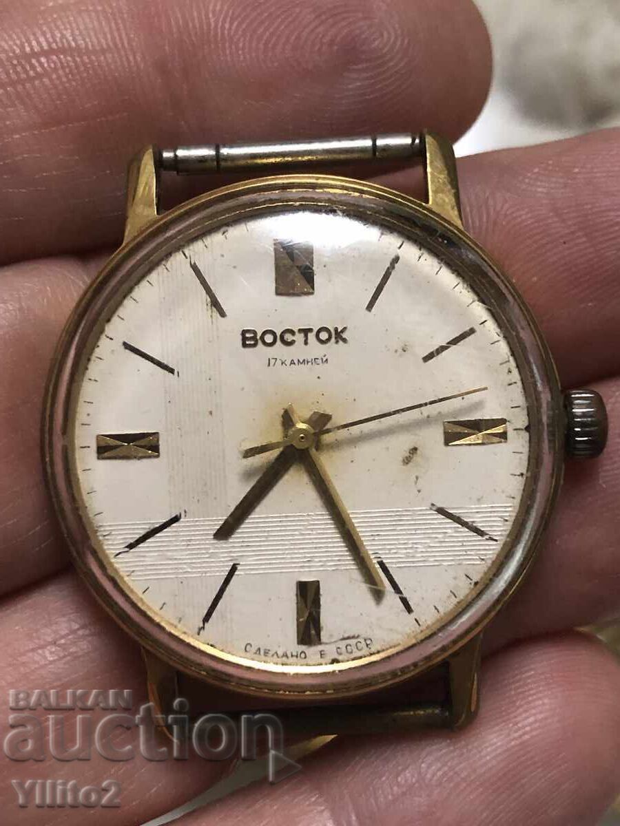 Часовник Восток Au20