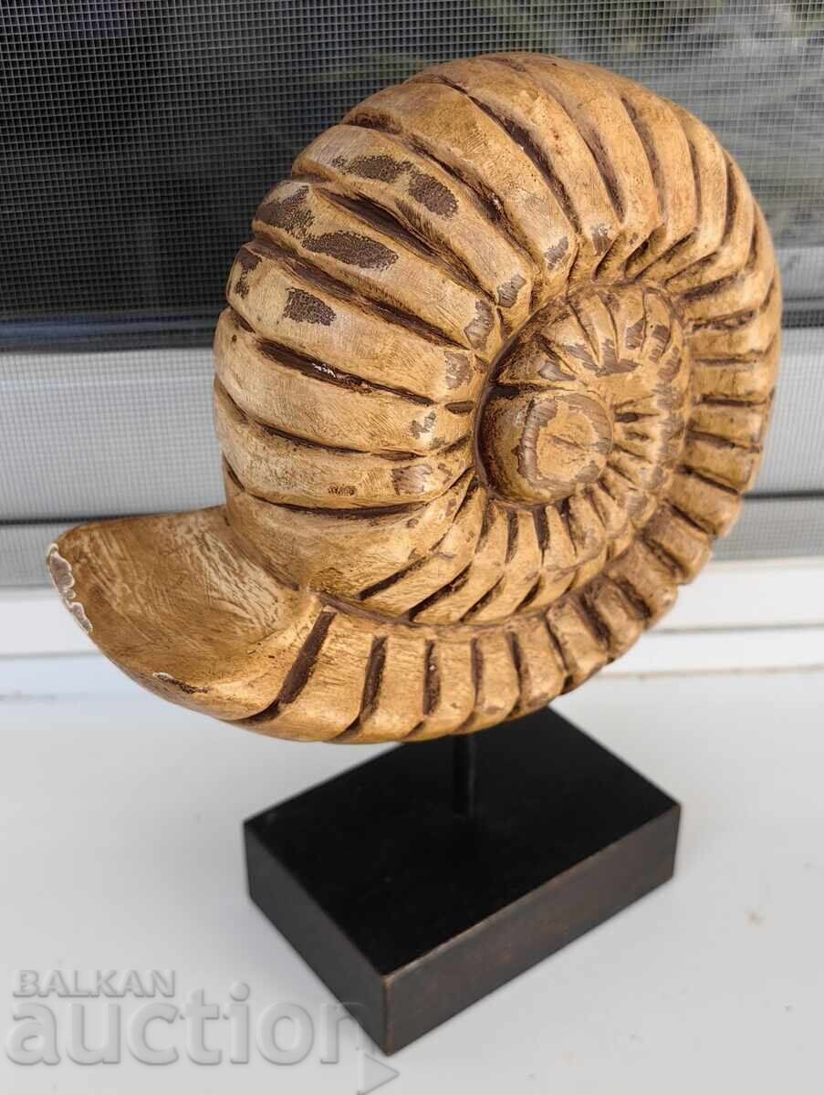 Auction LARGE WOODEN SHELL CLAM FOSSIL STATUETTE SCULPTURE FIGURE Auction LARGE WOODEN SHELL CLAM FOSSIL STATUETTE SCULPTURE FIGURE