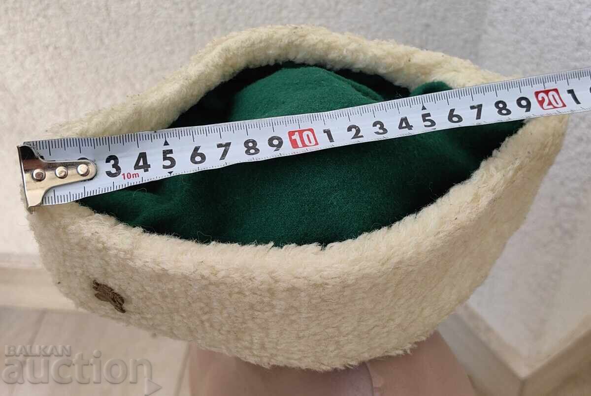 Доставка на СТАР КАЛПАК ШАПКА ЧАВДАРЧЕ КОКАРДА ЛЪВ ЛЪВЧЕ СОЦ Доставка на СТАР КАЛПАК ШАПКА ЧАВДАРЧЕ КОКАРДА ЛЪВ ЛЪВЧЕ СОЦ