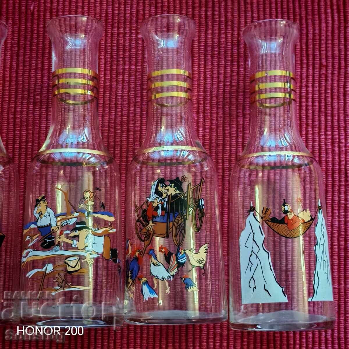 Παράδοση Γυάλινα φλιτζάνια για ρακή