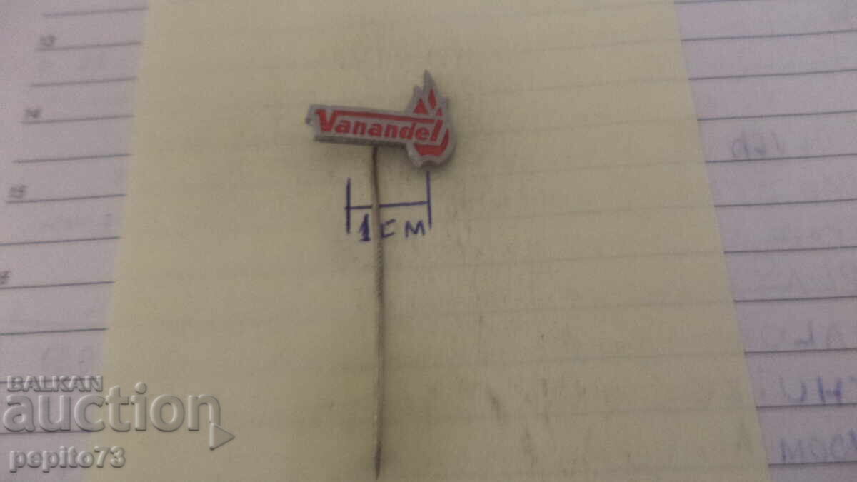 Licitație Insigna publicitară, Van angel, companie de comerț cu combustibili