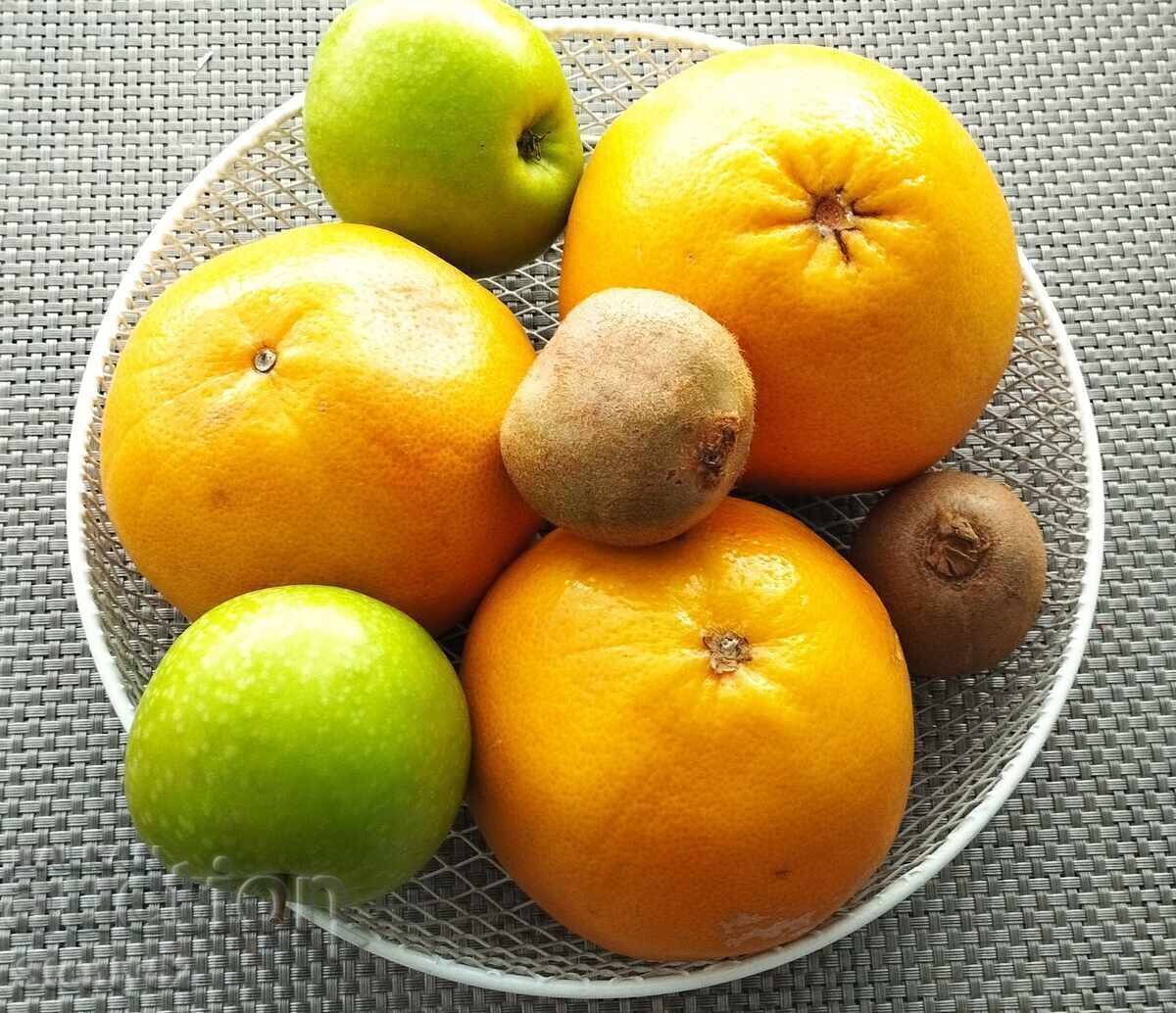 Metal fruit bowl, mesh with price € 2.00 | 3.91 BGN Metal fruit bowl, mesh with price € 2.00 | 3.91 BGN