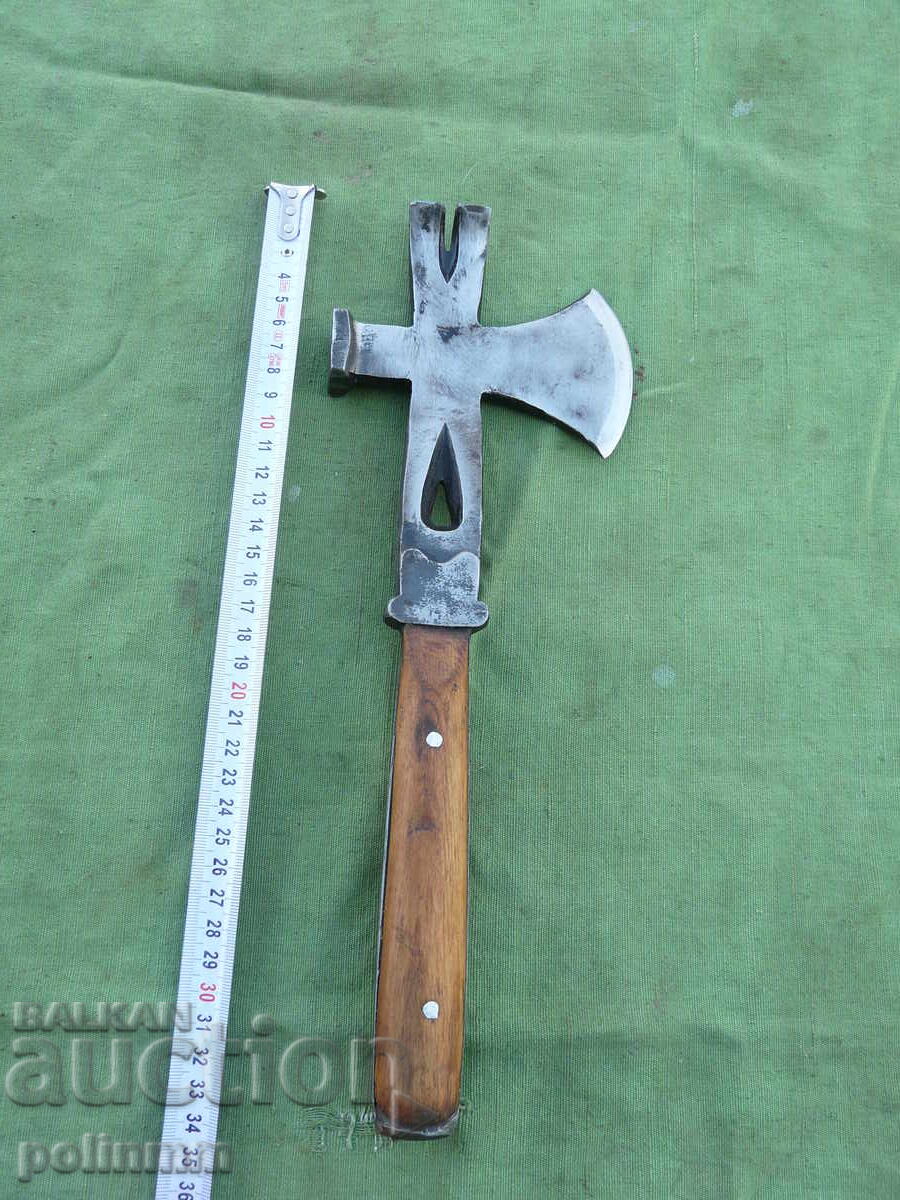 Combined Carpenter's Axe - 601