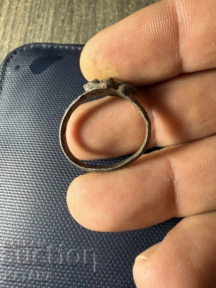 Παράδοση Παλιό Δαχτυλίδι Αναγέννησης