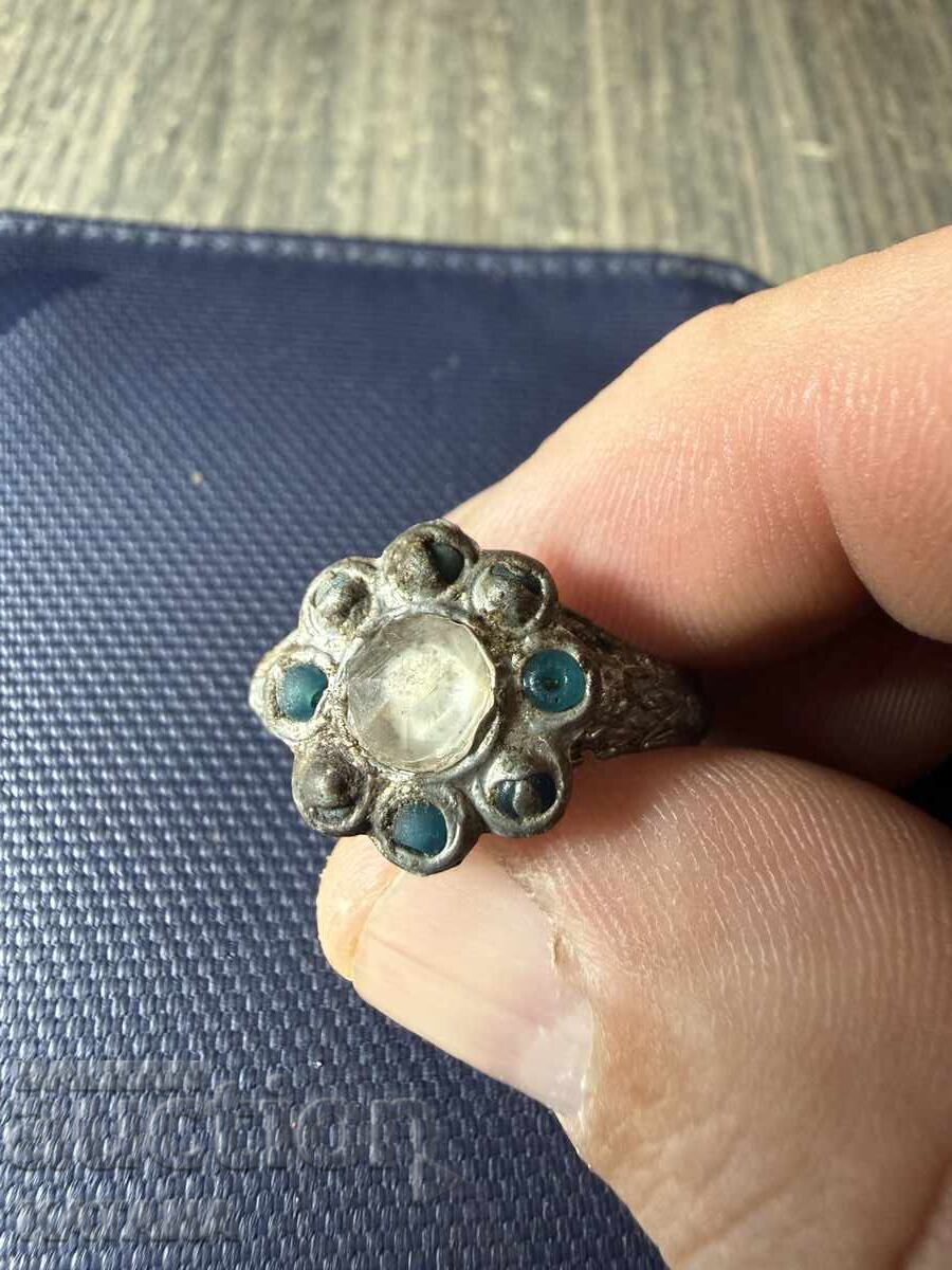 Παλιό Δαχτυλίδι Αναγέννησης