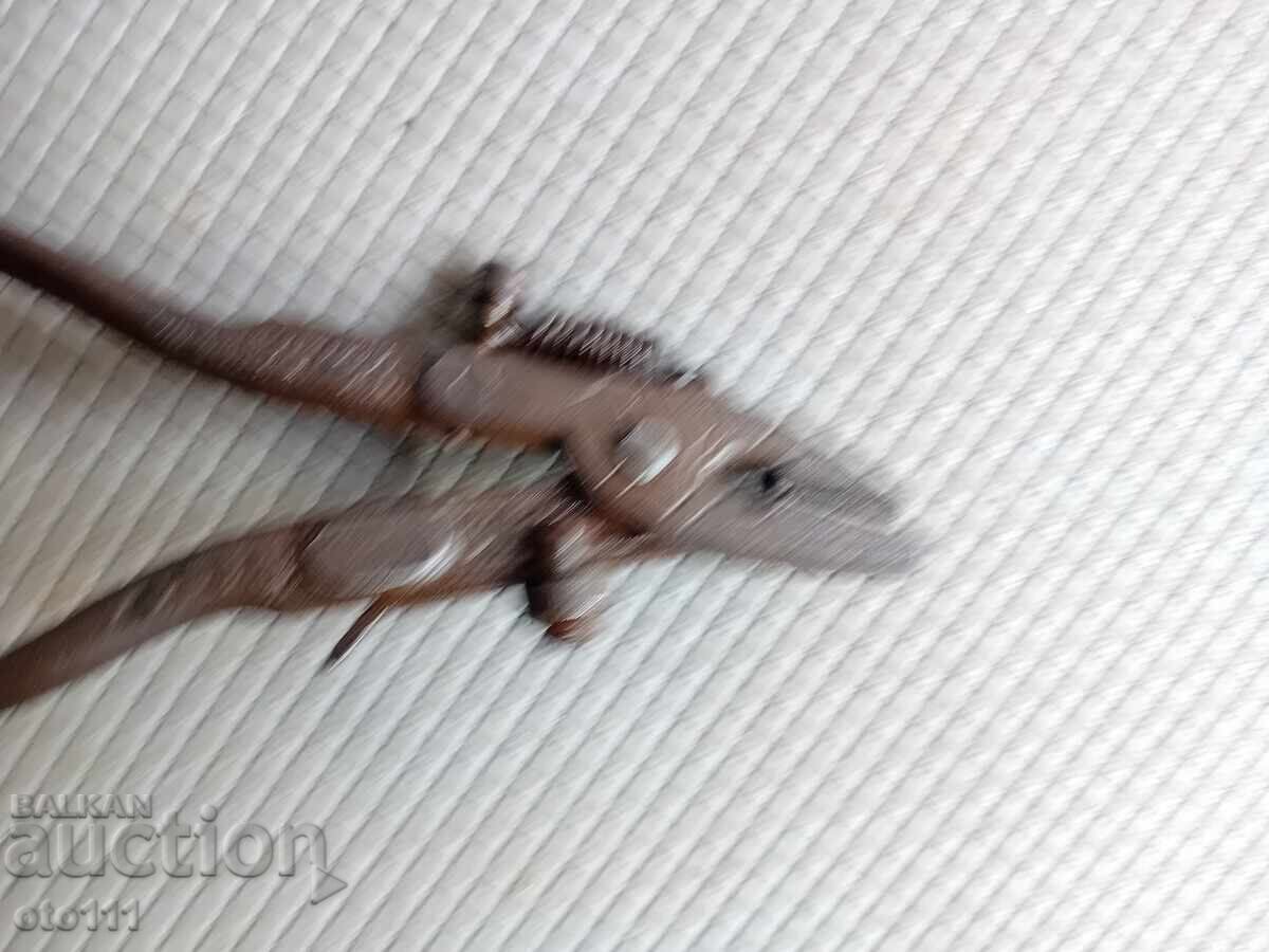 Доставка на СТАРИ КЛЕЩИ ЗА ЧАПРАЗ