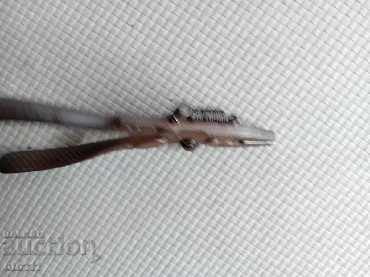 СТАРИ КЛЕЩИ ЗА ЧАПРАЗ - 5