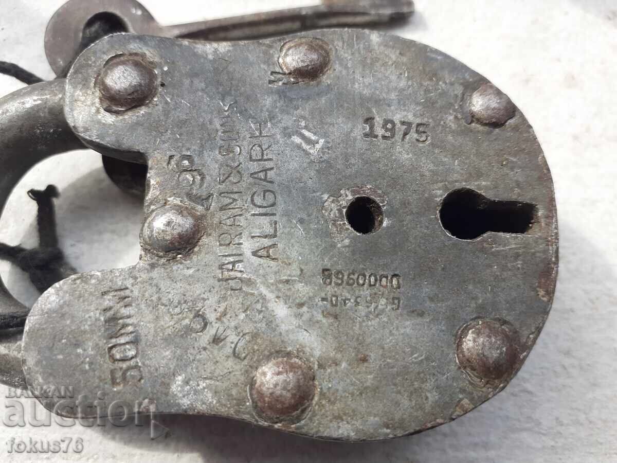 Стар кован катинар кофар катанец с ключ маркировки - 6