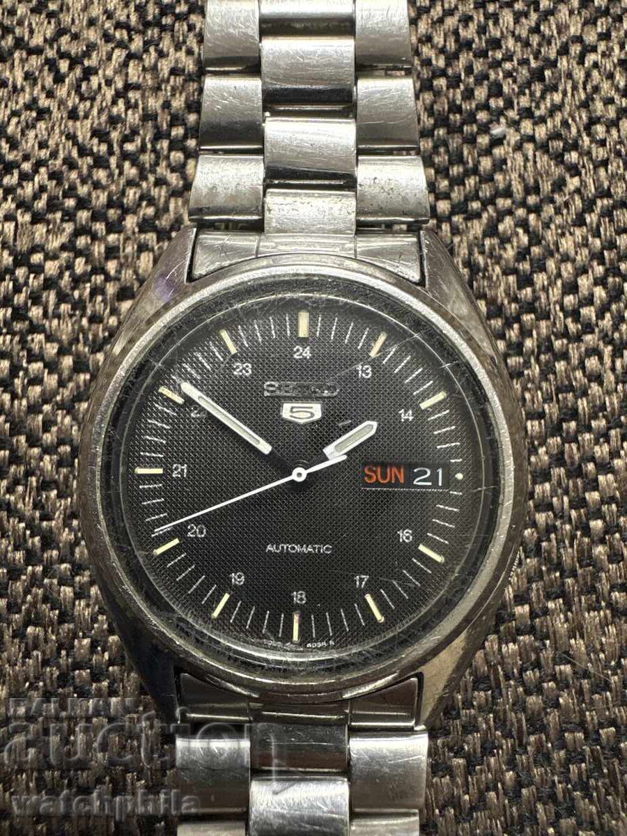 Seiko 5 Automatic мъжки часовник, работи. Рядък циферблат с цена € 3.50 | 6.85 лв.