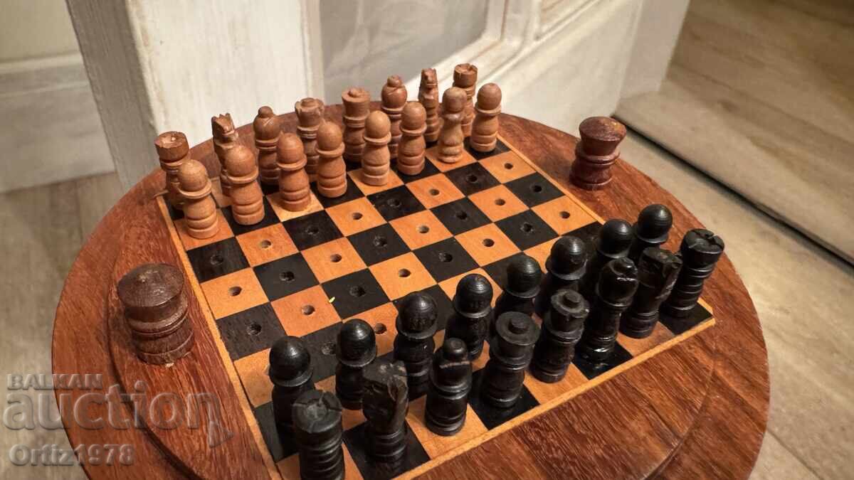 Șah vechi din lemn mic, lucrat manual! - 6