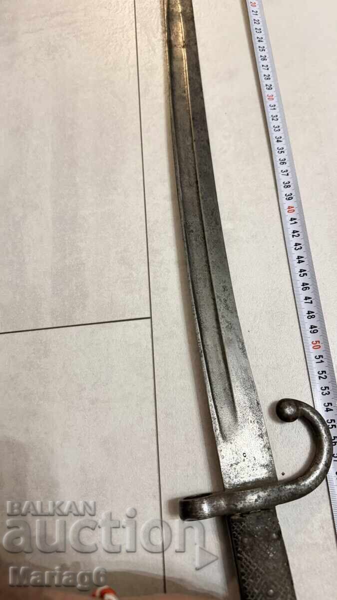 Licitație Cuțit pentru Martin, original, marcaje, buton rezistent și mânere